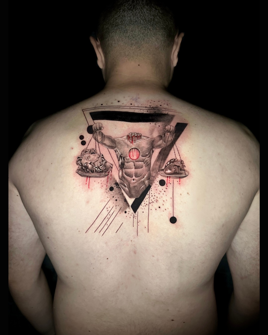 Tatuaj portofoliu https://cdn.213tattoo.ro/23.jpeg