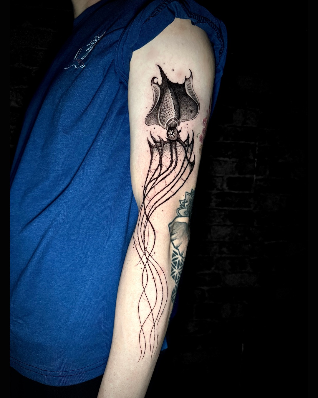 Tatuaj portofoliu https://cdn.213tattoo.ro/34.jpeg